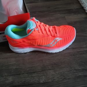 Saucony kinvera 10